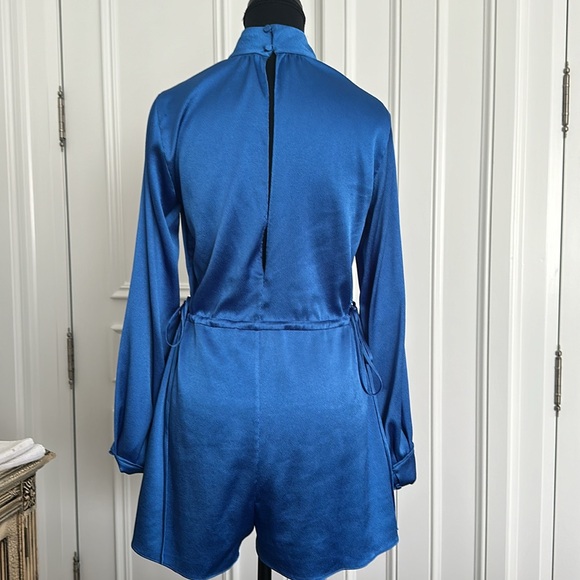 Alexis Size XS 100 hundred percent polyester romper - Picture 2 of 8